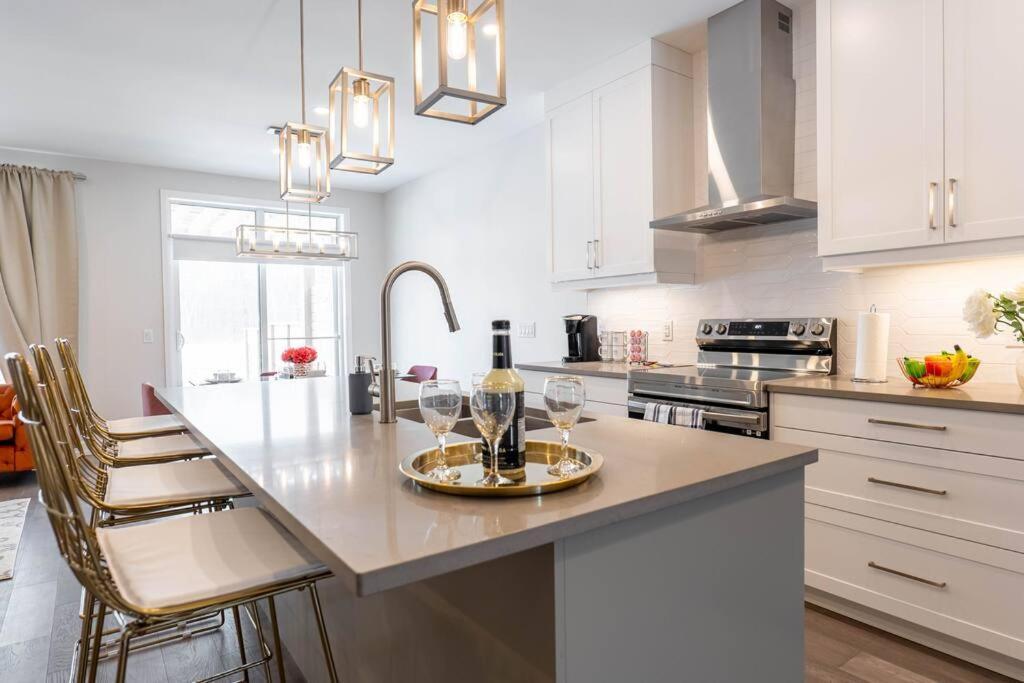 Apartament Luxury Niagara 3 Bdr Townhouse /Garage Zewnętrze zdjęcie