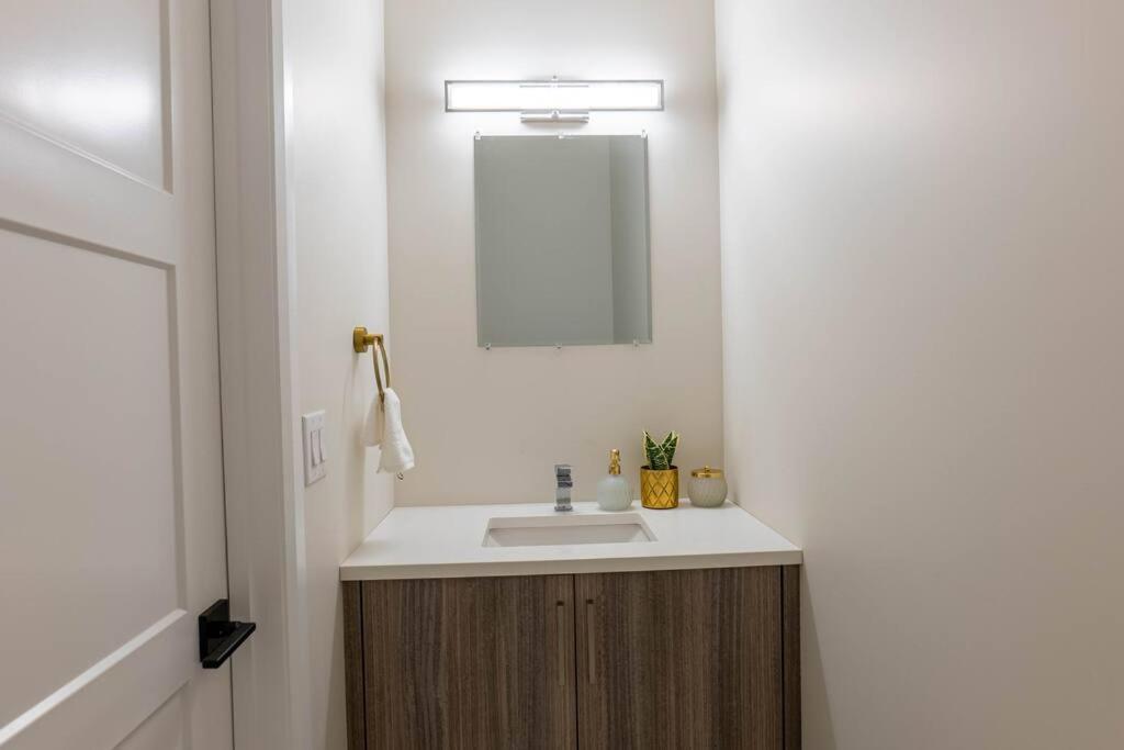Apartament Luxury Niagara 3 Bdr Townhouse /Garage Zewnętrze zdjęcie