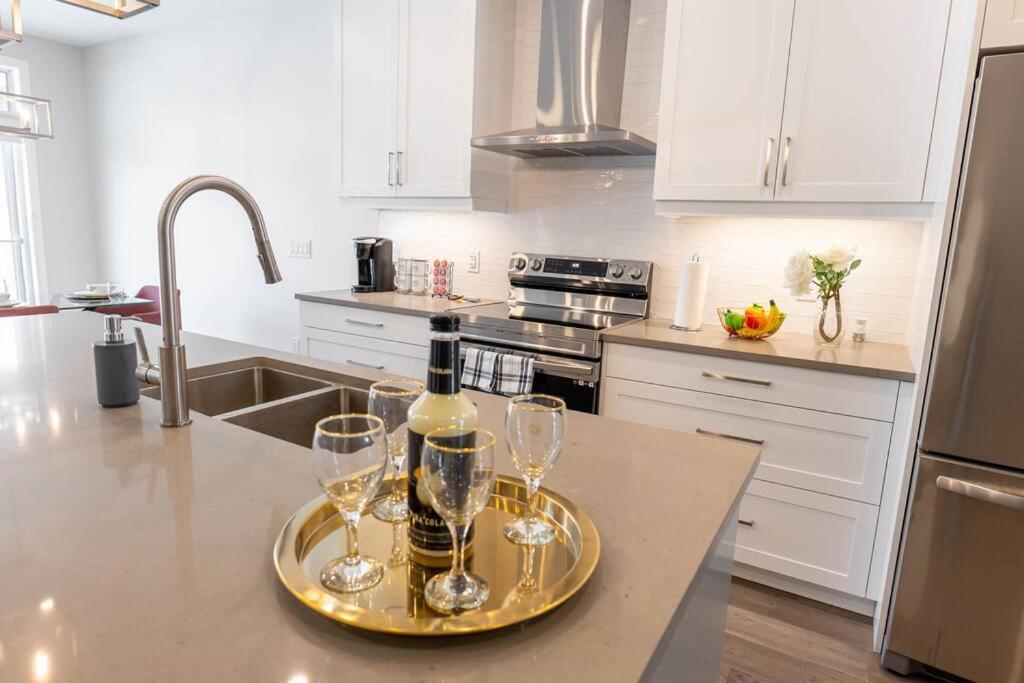 Apartament Luxury Niagara 3 Bdr Townhouse /Garage Zewnętrze zdjęcie