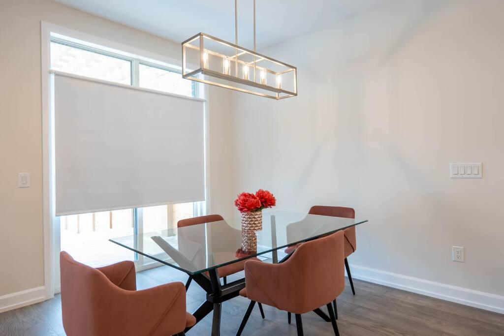 Apartament Luxury Niagara 3 Bdr Townhouse /Garage Zewnętrze zdjęcie