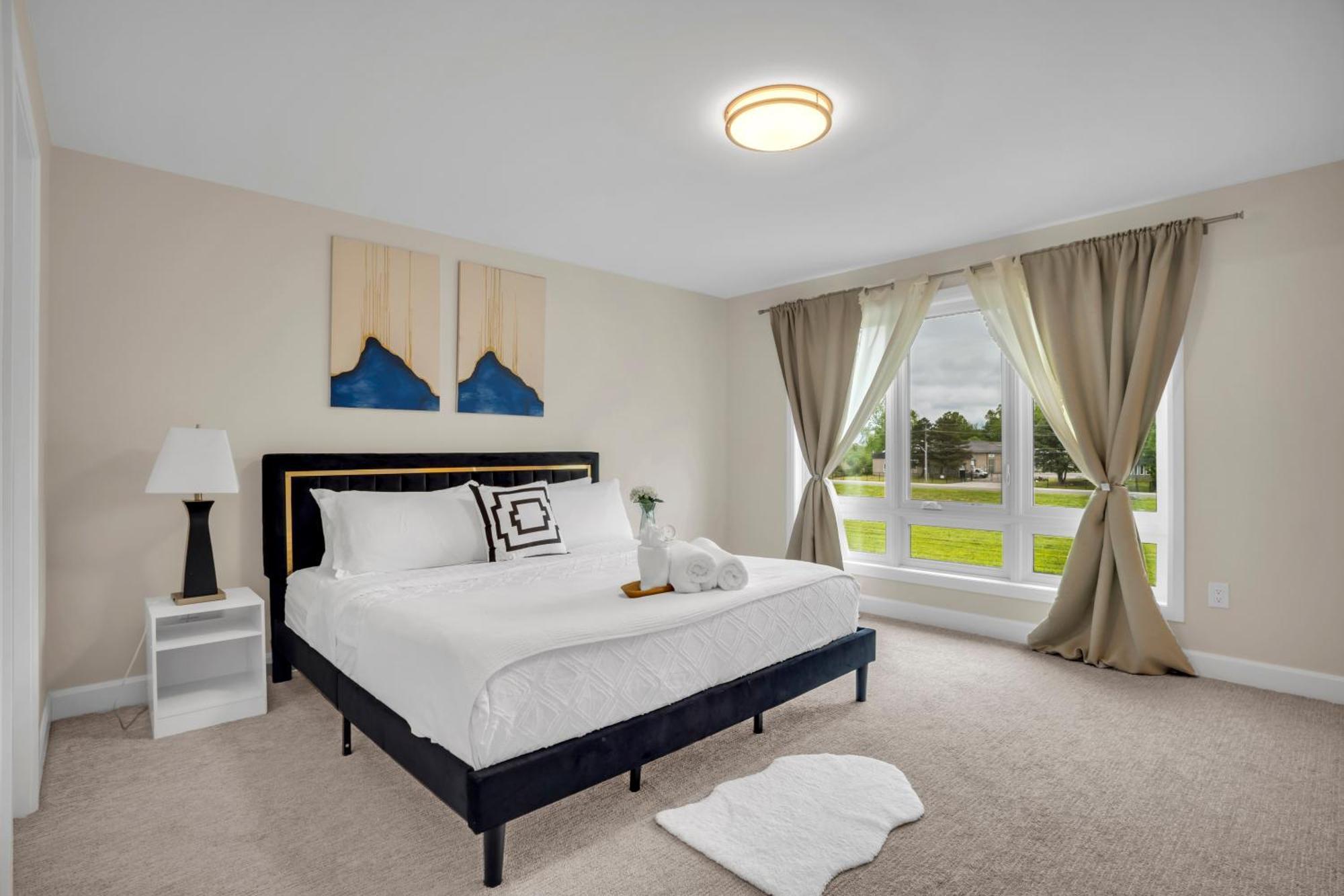 Apartament Luxury Niagara 3 Bdr Townhouse /Garage Zewnętrze zdjęcie